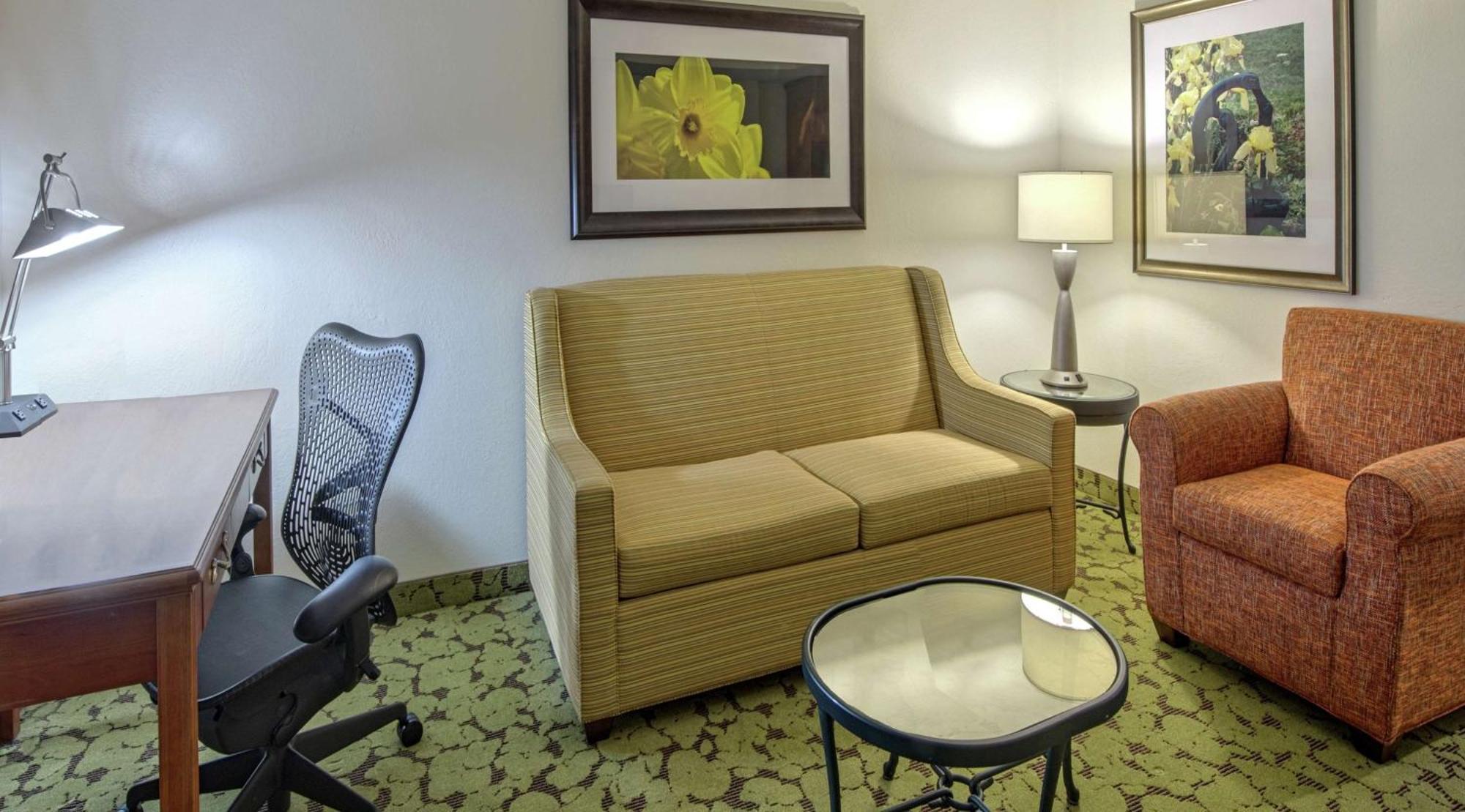 Hilton Garden Huntsville/space Center 3*